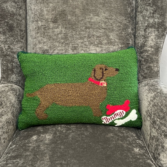 Macy’s Dachshund Holiday Hooked Accent Decor Pillow 21” x 15” - Picture 1 of 8